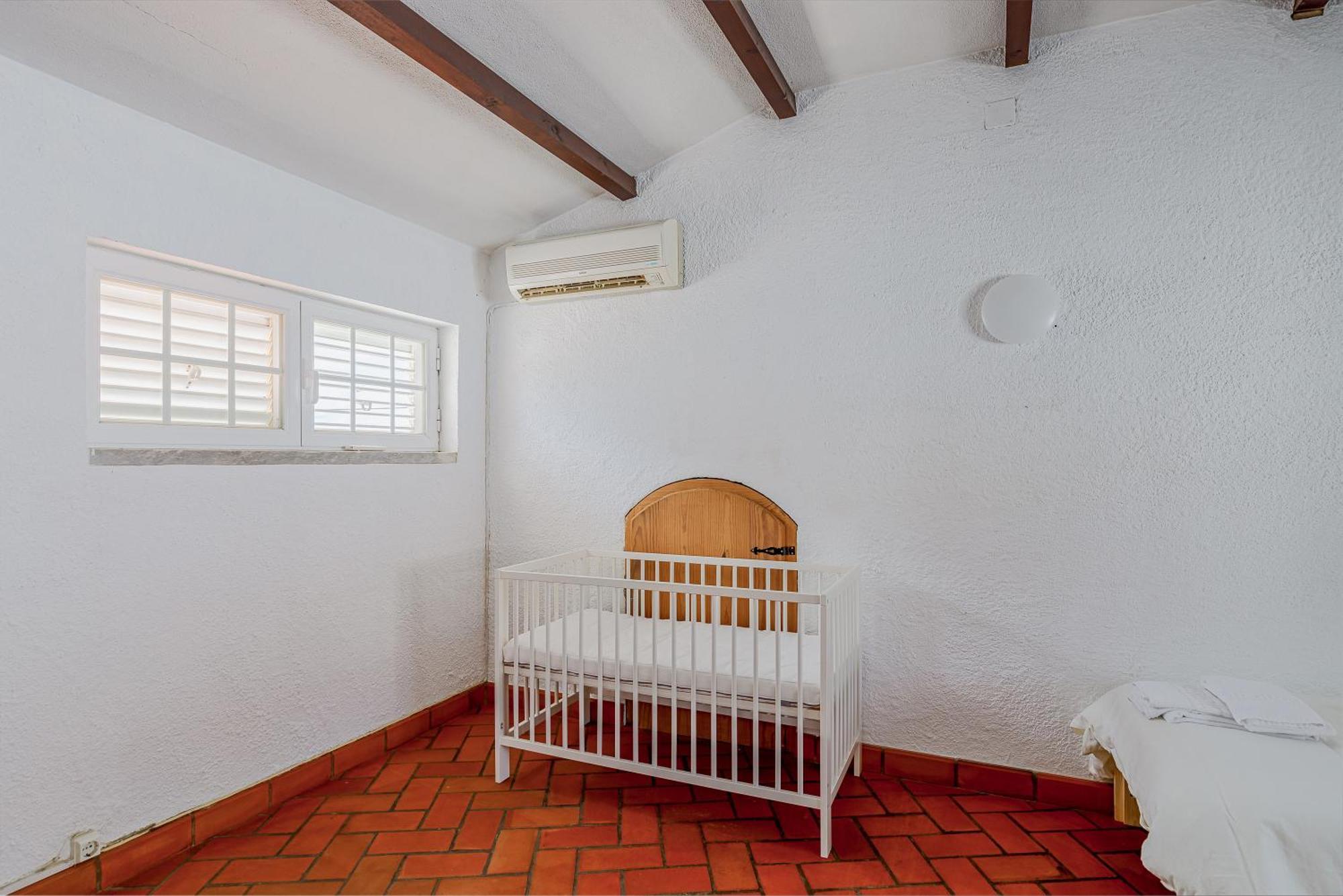 Local Erra Holiday home